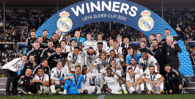 控有极高天 控有极高天