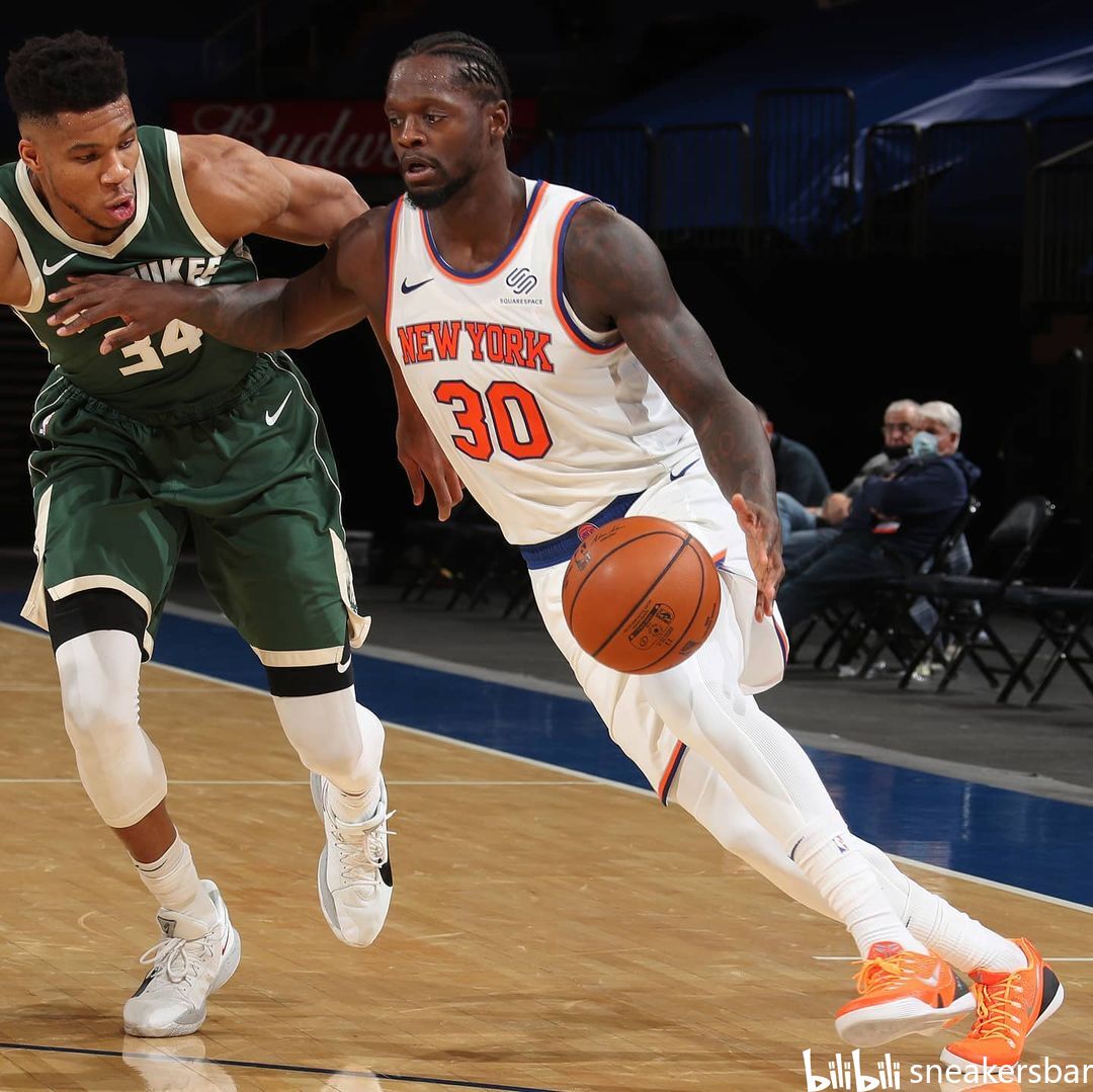 人们带着奖 人们带着奖