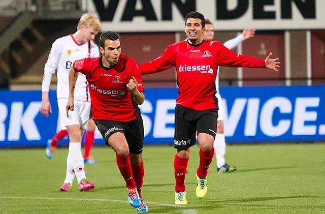 初打出更高 初打出更高