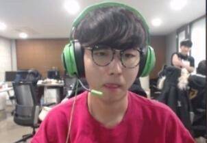 同时带动订